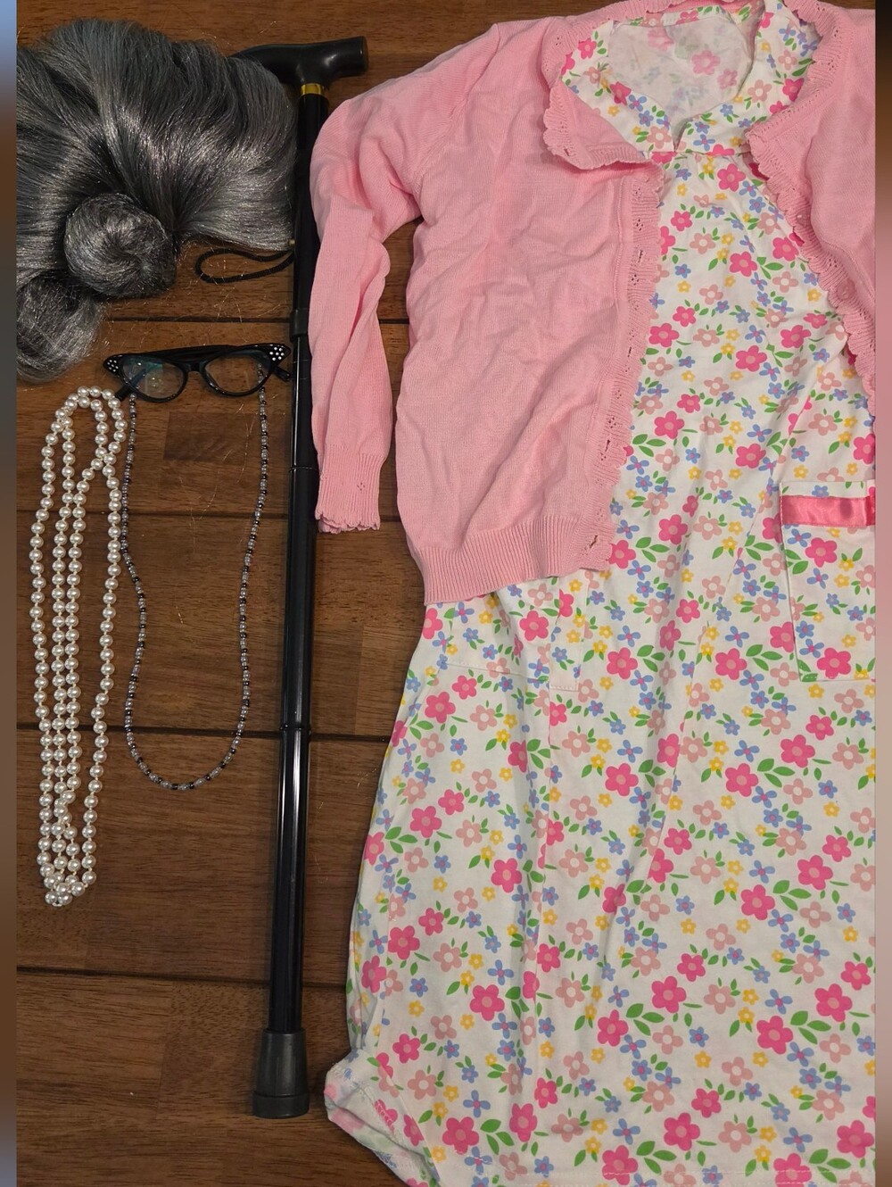 Kids "Old Lady" Costume Complete Set - Size 8 Girls